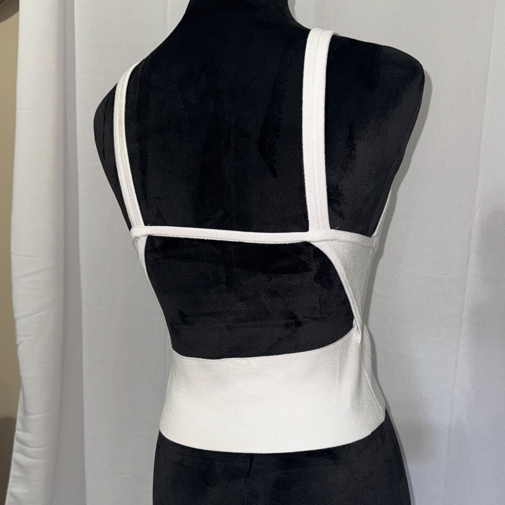 Free People White Rib Knit V-Neck Tank M - Picture 2 of 4
